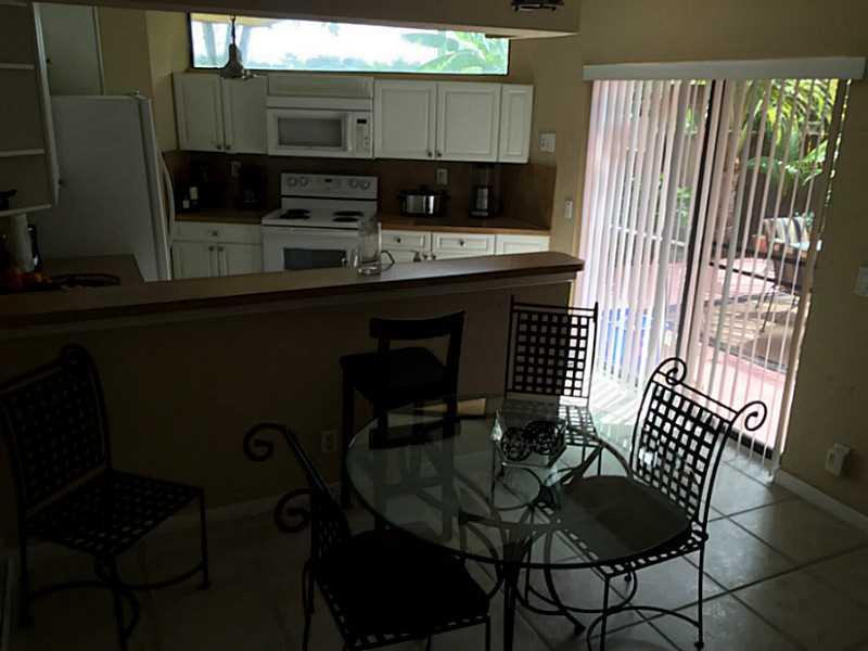 Banyan Lakes - Residential