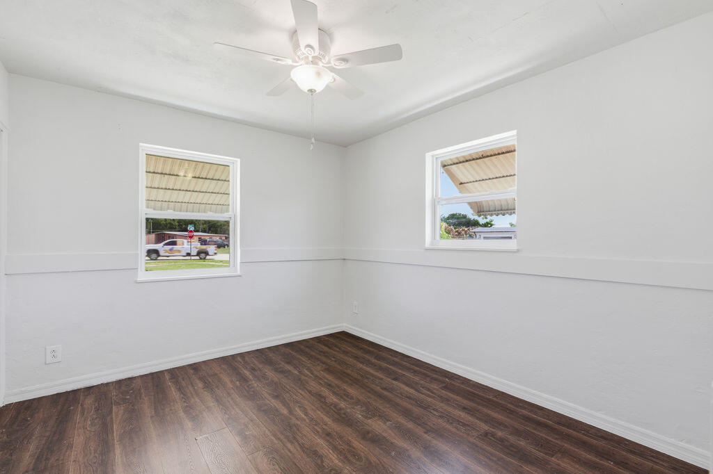 RIVER PARK UNIT 5 - Residential