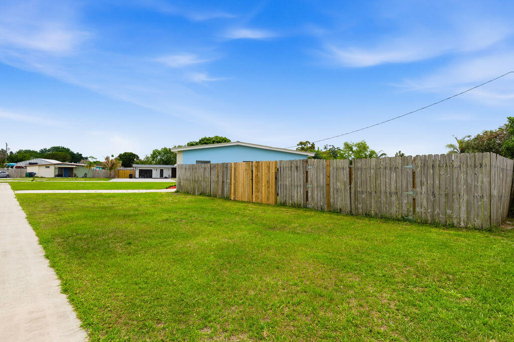 RIVER PARK UNIT 5 - Residential