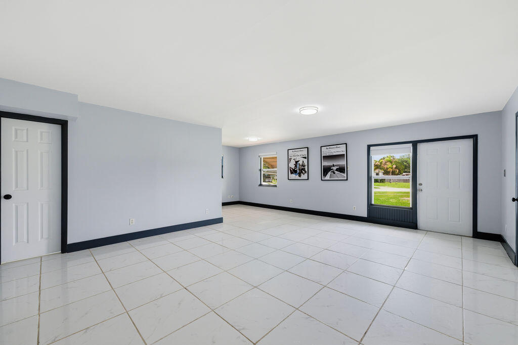 RIVER PARK UNIT 5 - Residential