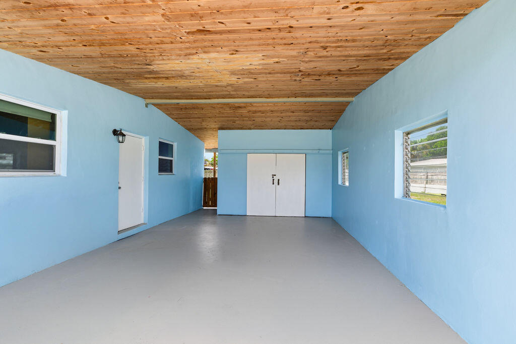 RIVER PARK UNIT 5 - Residential