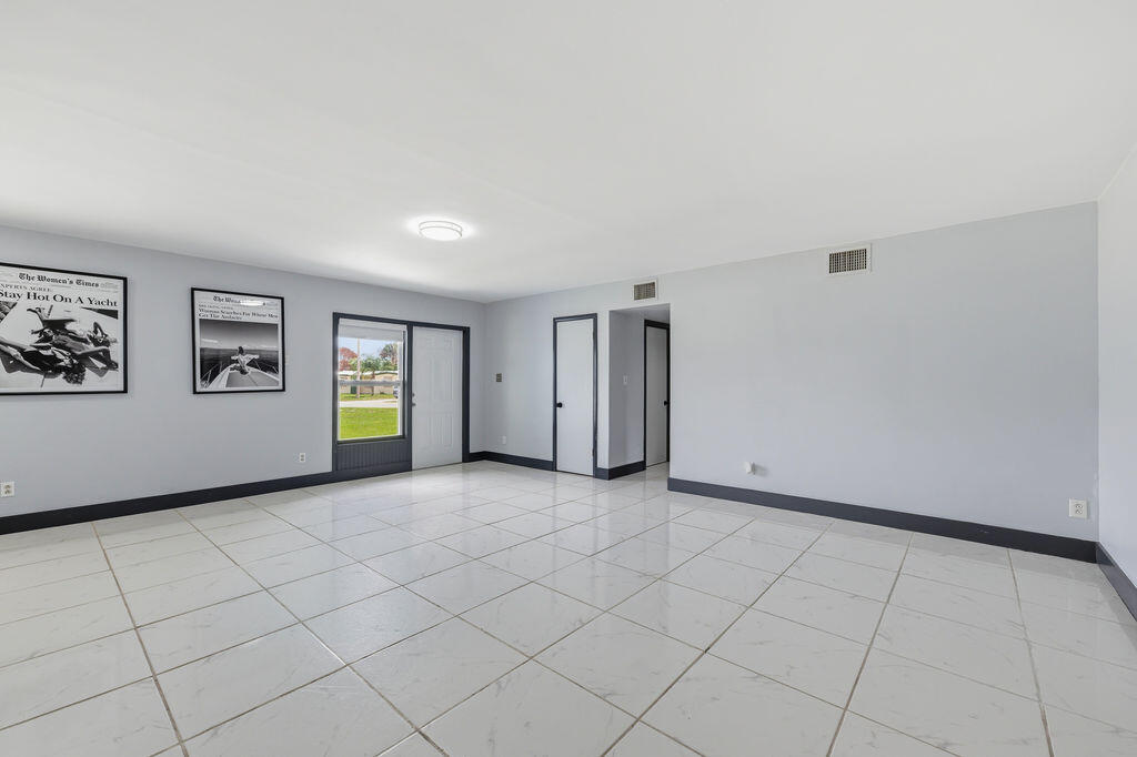 RIVER PARK UNIT 5 - Residential