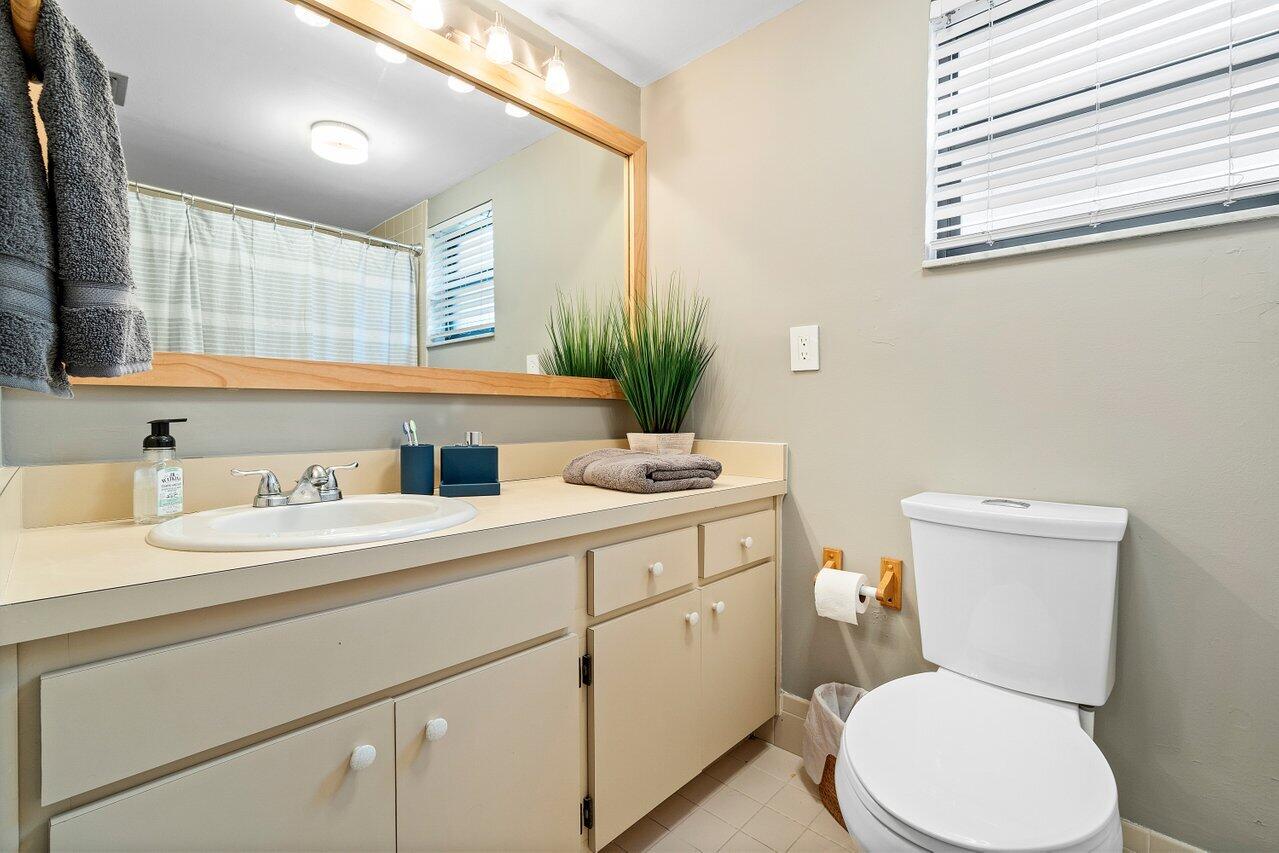 11863 Wimbledon Circle 407