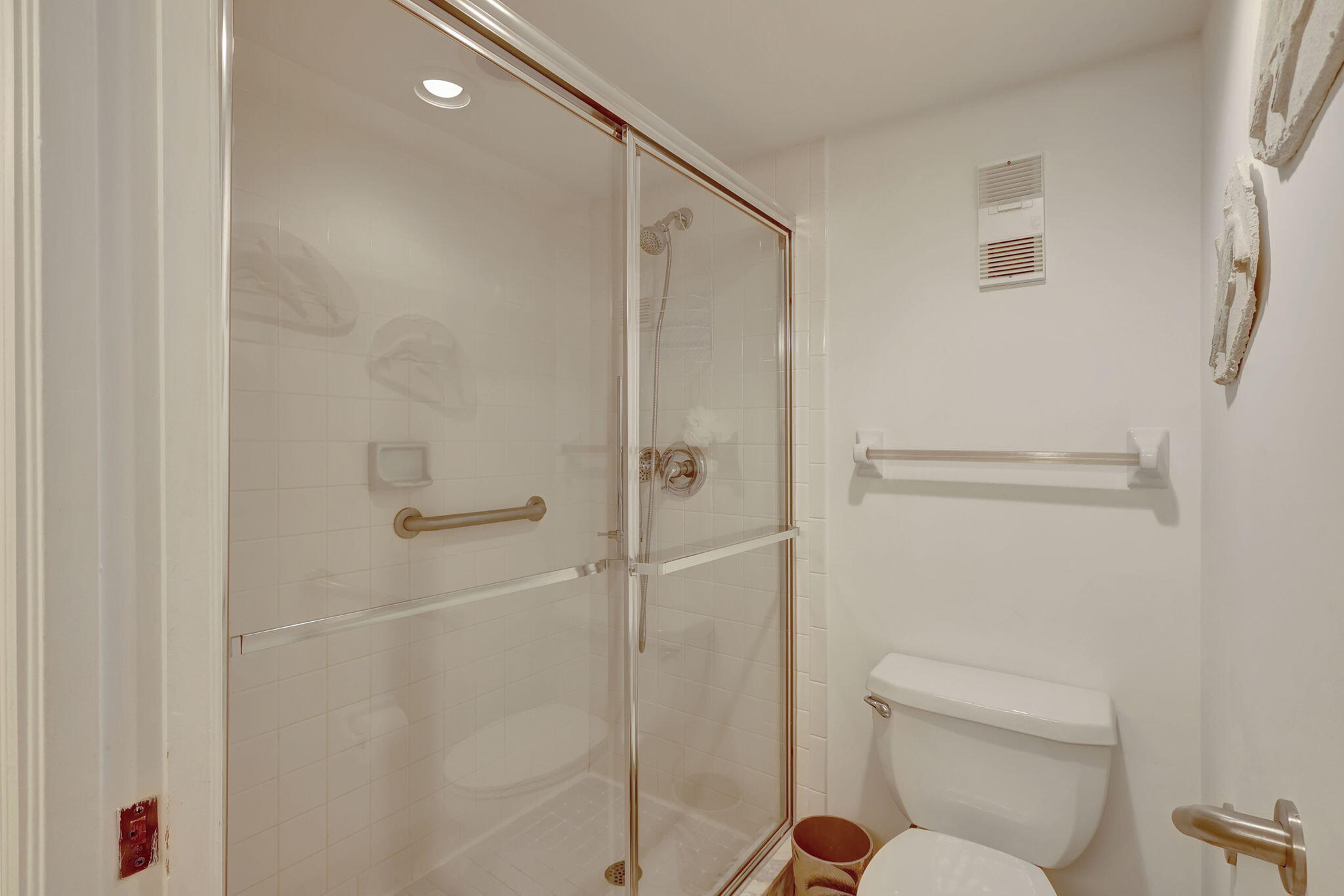 BRYN MAWR OCEAN TOWERS, A CONDOMINIUM - Residential