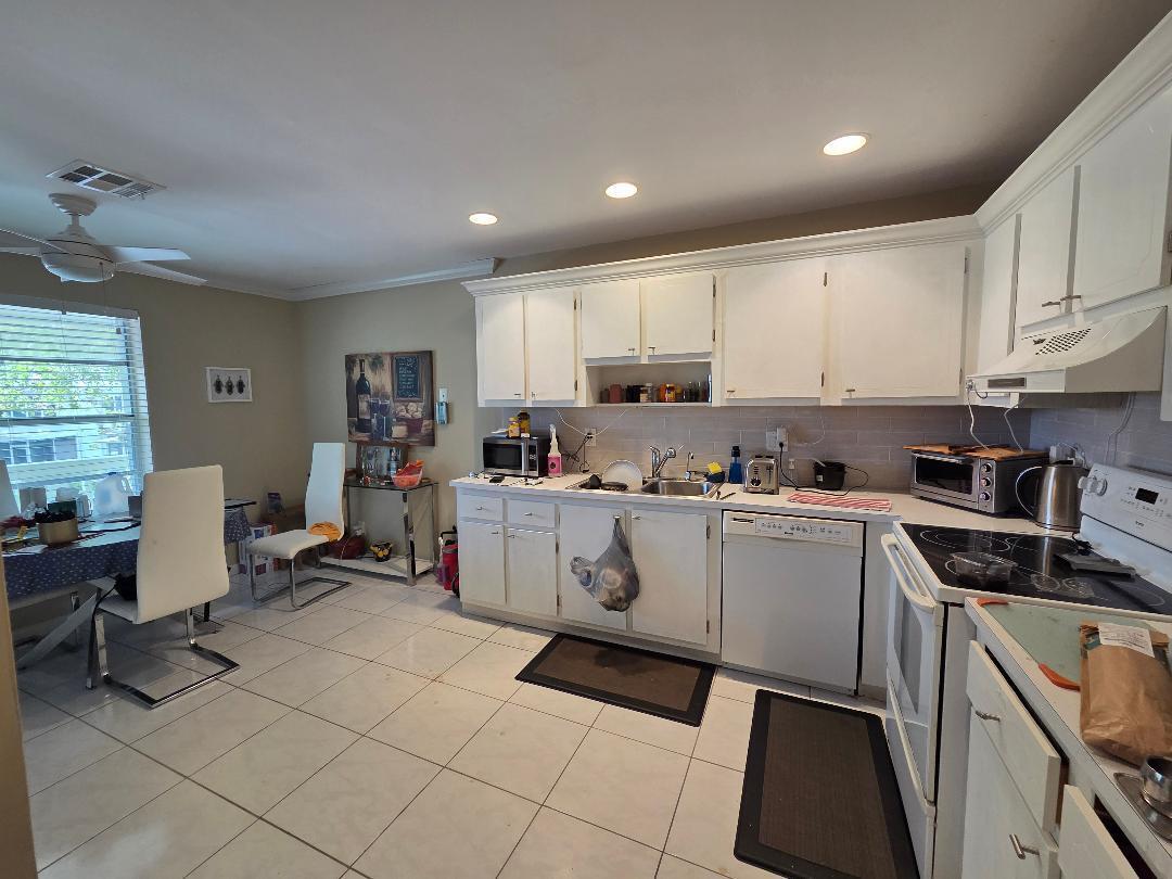 PINES OF DELRAY NORTH CONDO - Residential