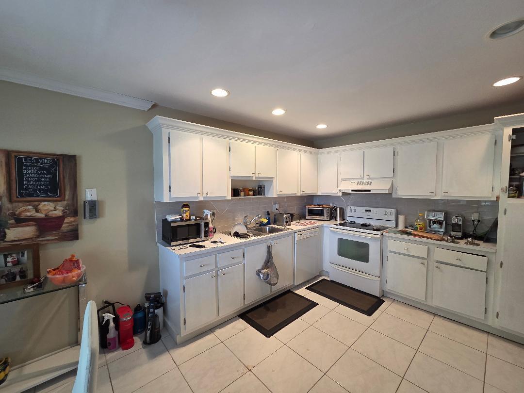 PINES OF DELRAY NORTH CONDO - Residential