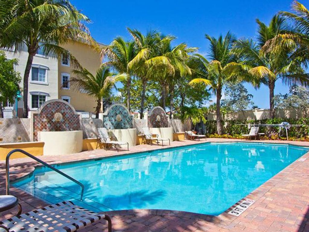Photo of 250 NE 3rd Avenue #1518, Delray Beach, FL 33444 (MLS # R11132961)