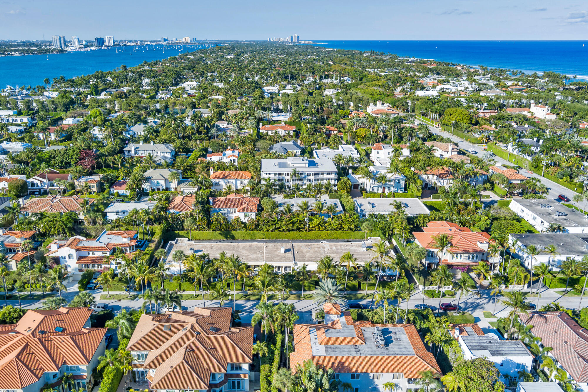 ISLAND VILLAS CONDO - Residential