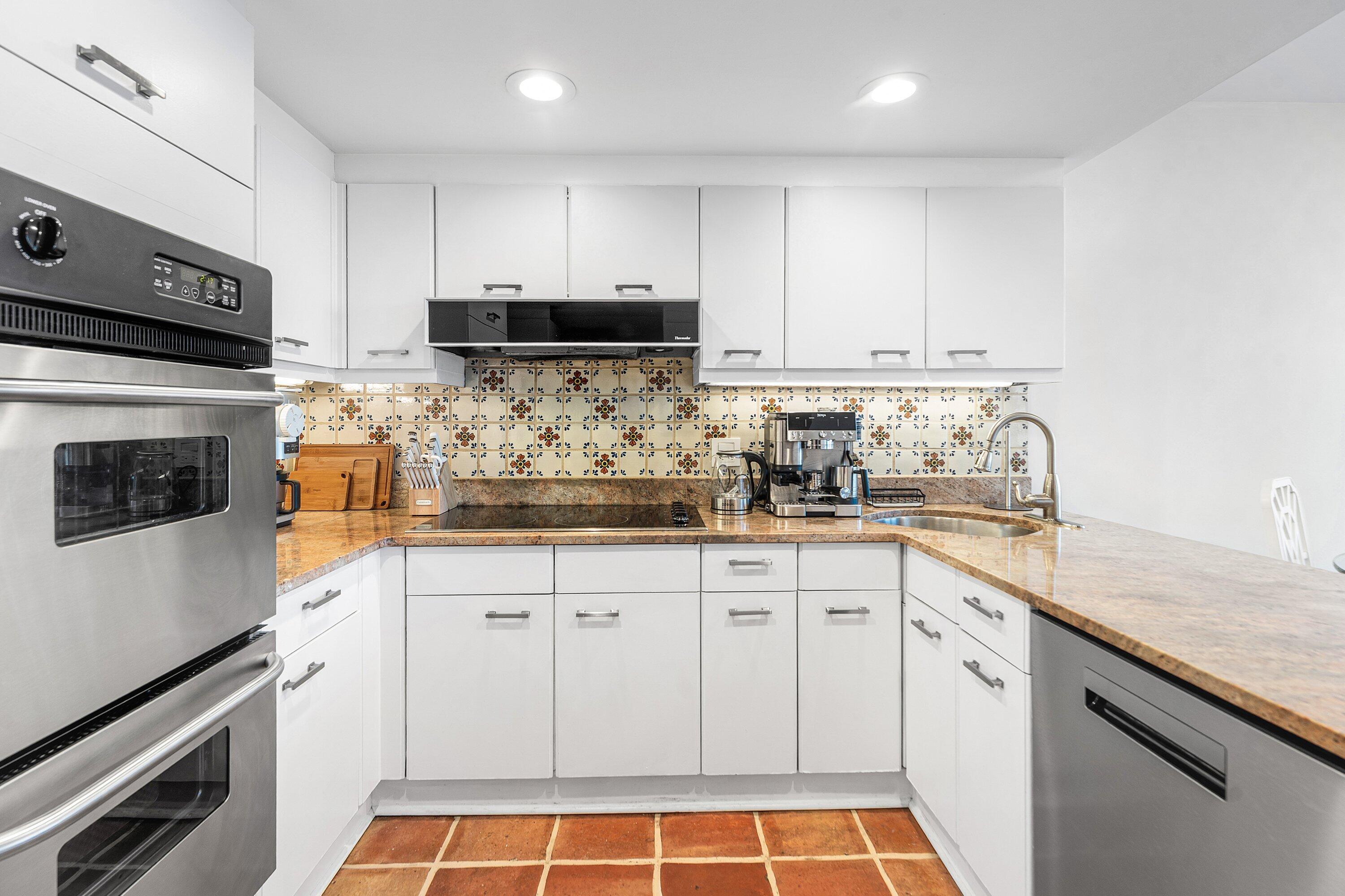 PLAZA OF THE PALM BEACHES CONDO - Residential Lease