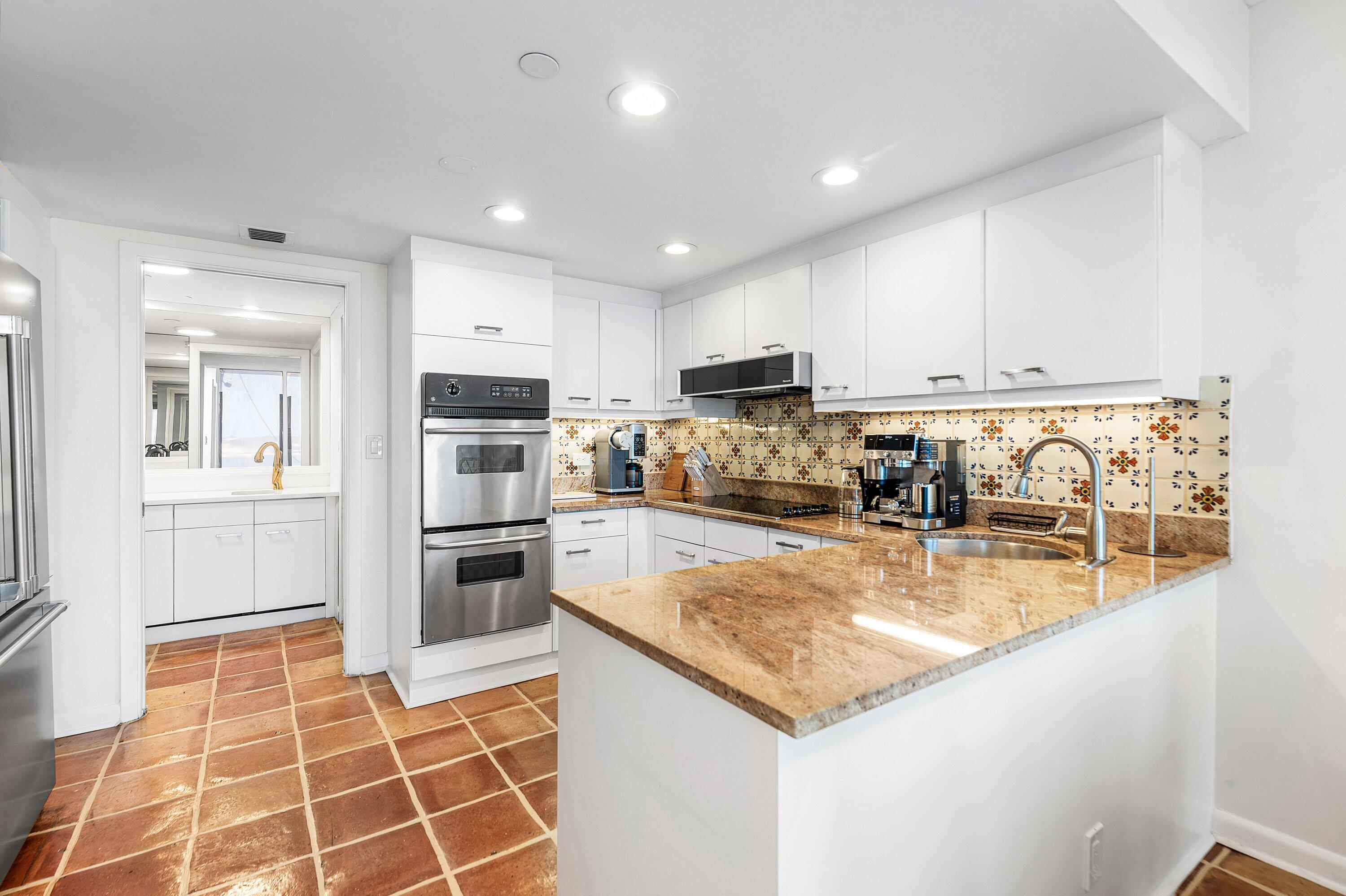 PLAZA OF THE PALM BEACHES CONDO - Residential Lease