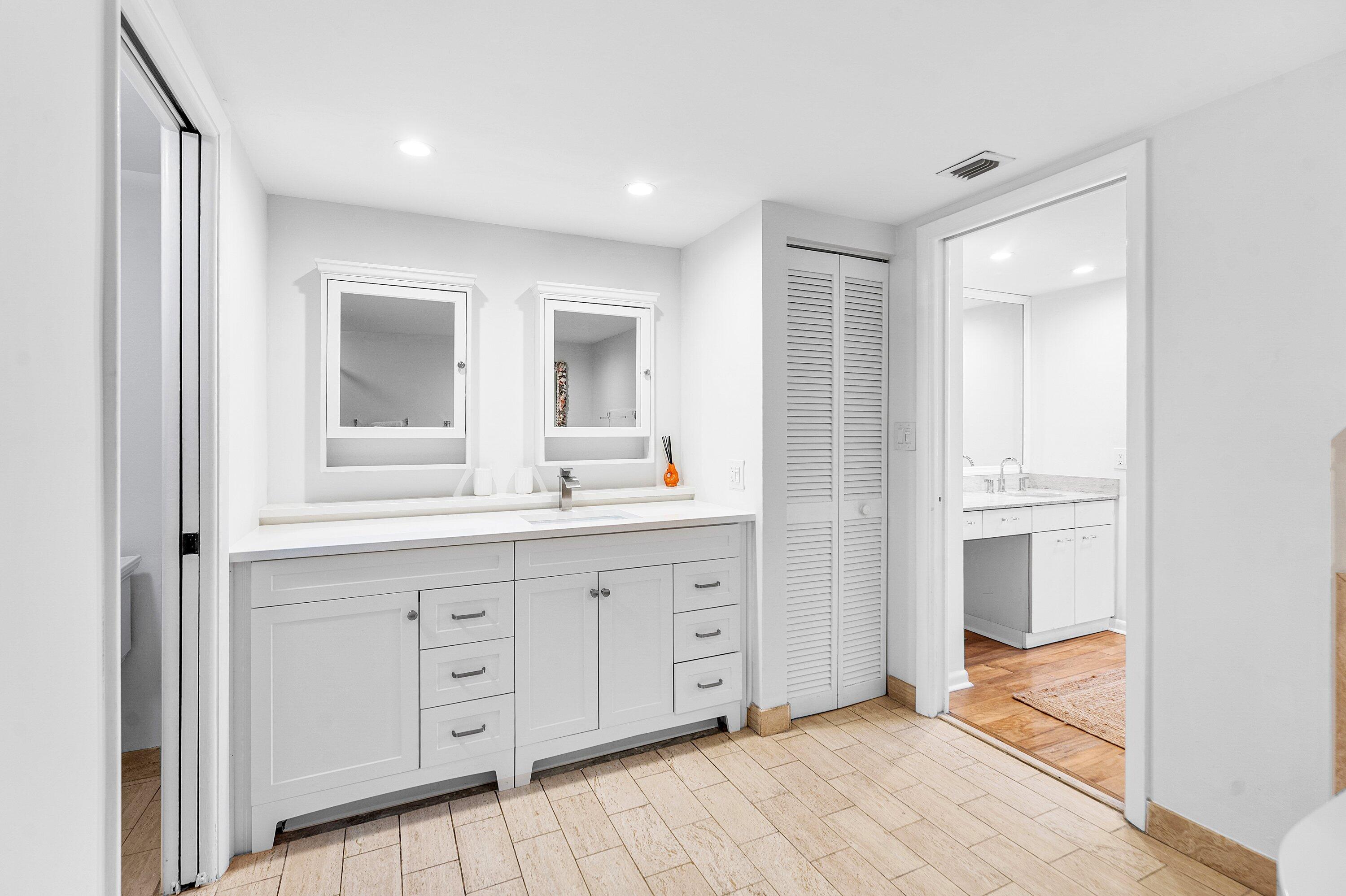 PLAZA OF THE PALM BEACHES CONDO - Residential Lease