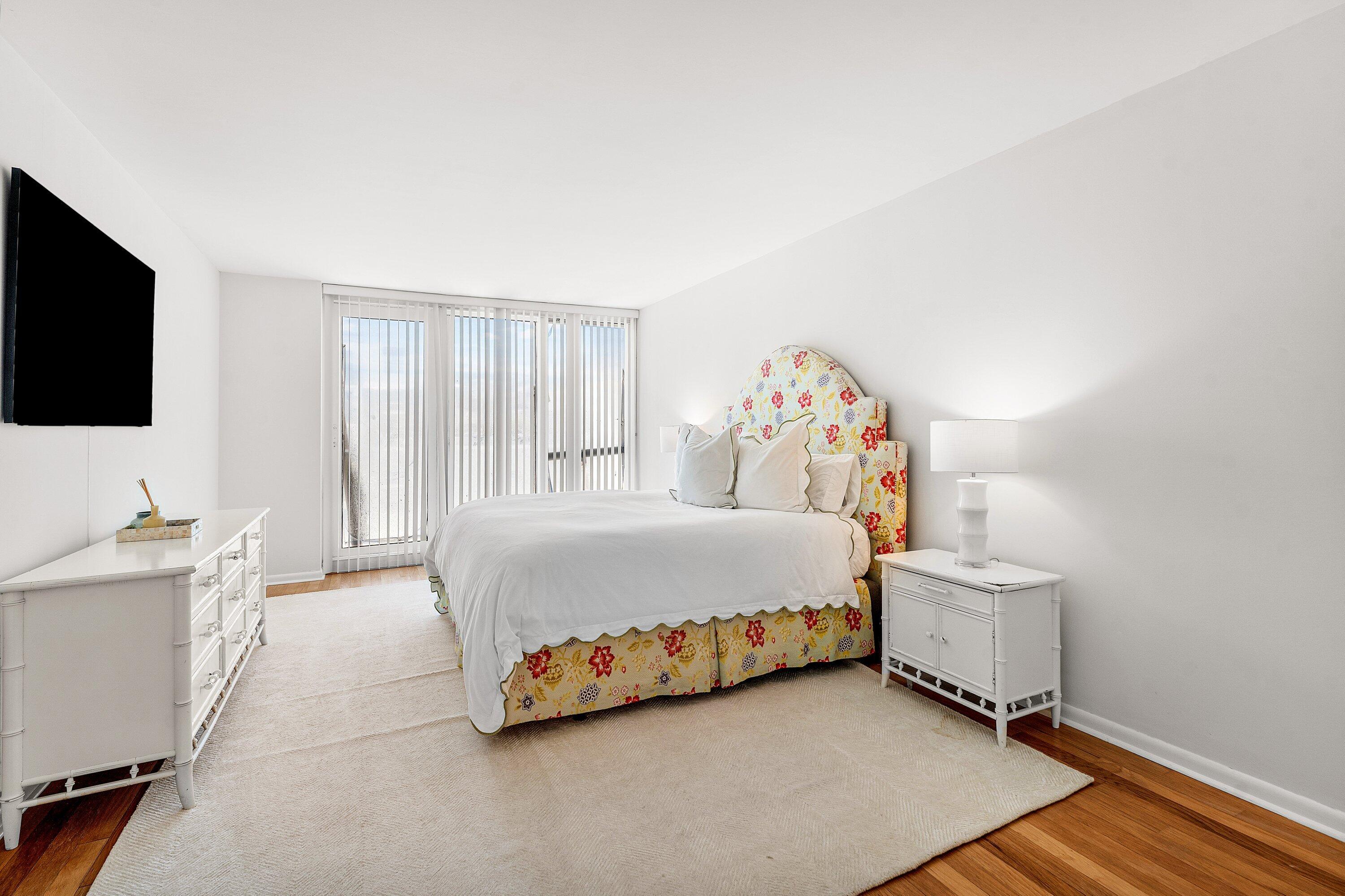 PLAZA OF THE PALM BEACHES CONDO - Residential Lease