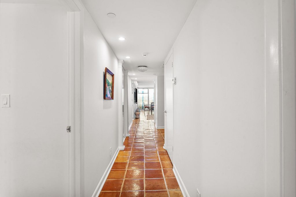Photo of 529 S Flagler Drive #6g, West Palm Beach, FL 33401 (MLS # B26025458)