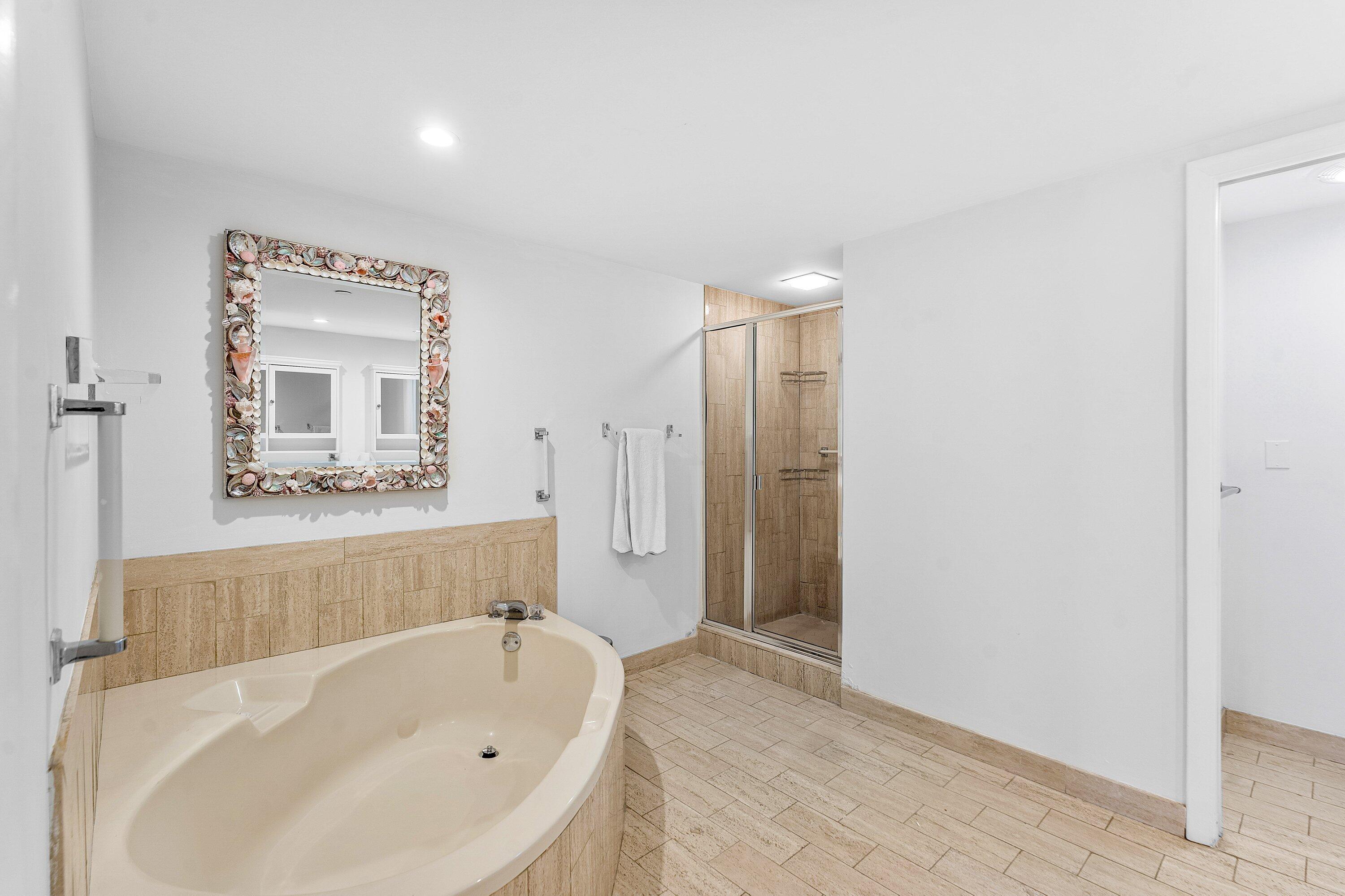 PLAZA OF THE PALM BEACHES CONDO - Residential Lease