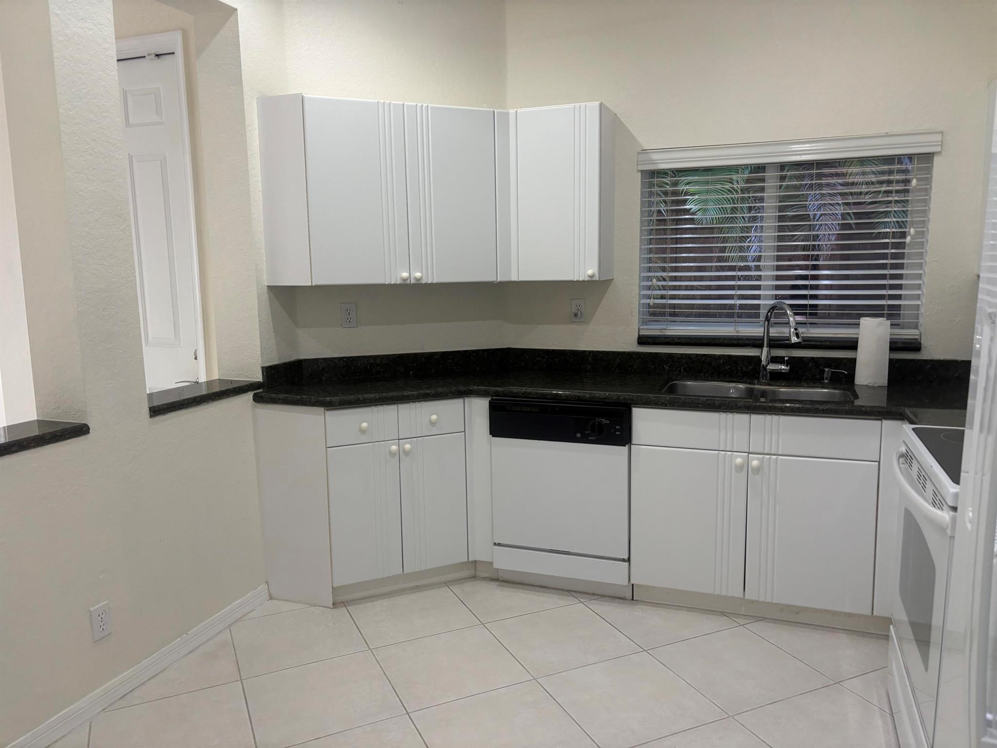 The Courtyards at Grand P - Residential