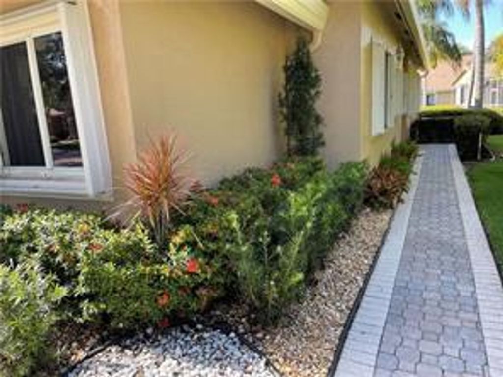 Photo of 15864 SW 10th Street, Pembroke Pines, FL 33027 (MLS # R11137494)