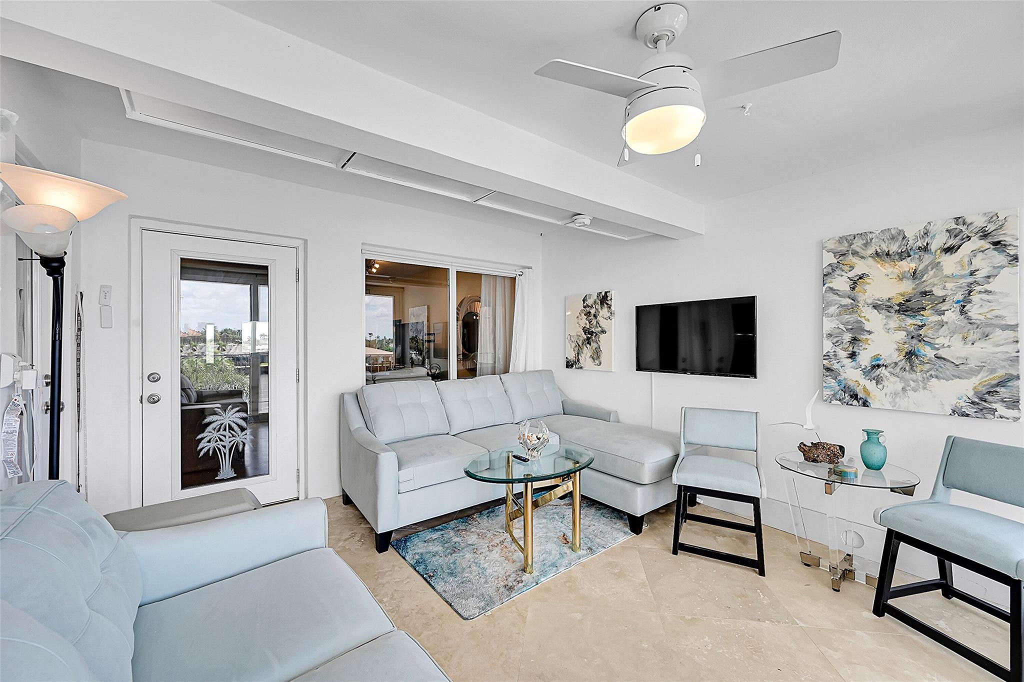 801 N Riverside Dr 4C