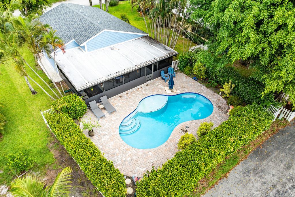 Photo of 8934 Grey Eagle Drive, Boynton Beach, FL 33472 (MLS # R11122438)