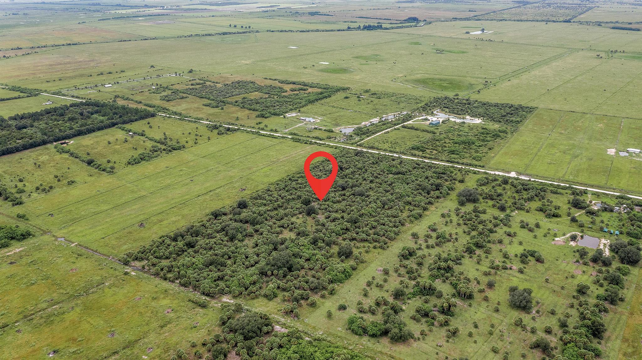 CABBAGE WOODS RANCHES - Land