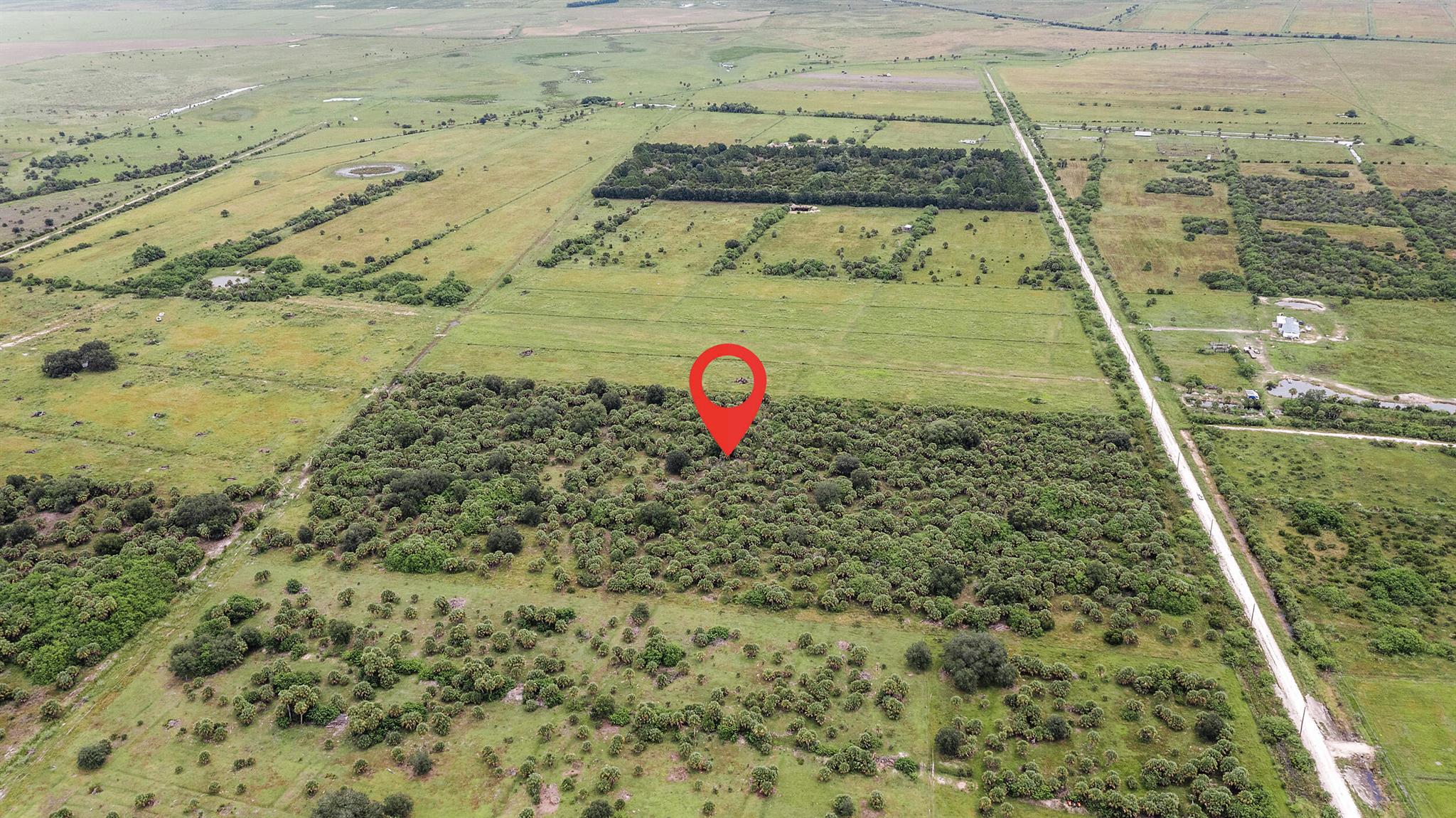 CABBAGE WOODS RANCHES - Land