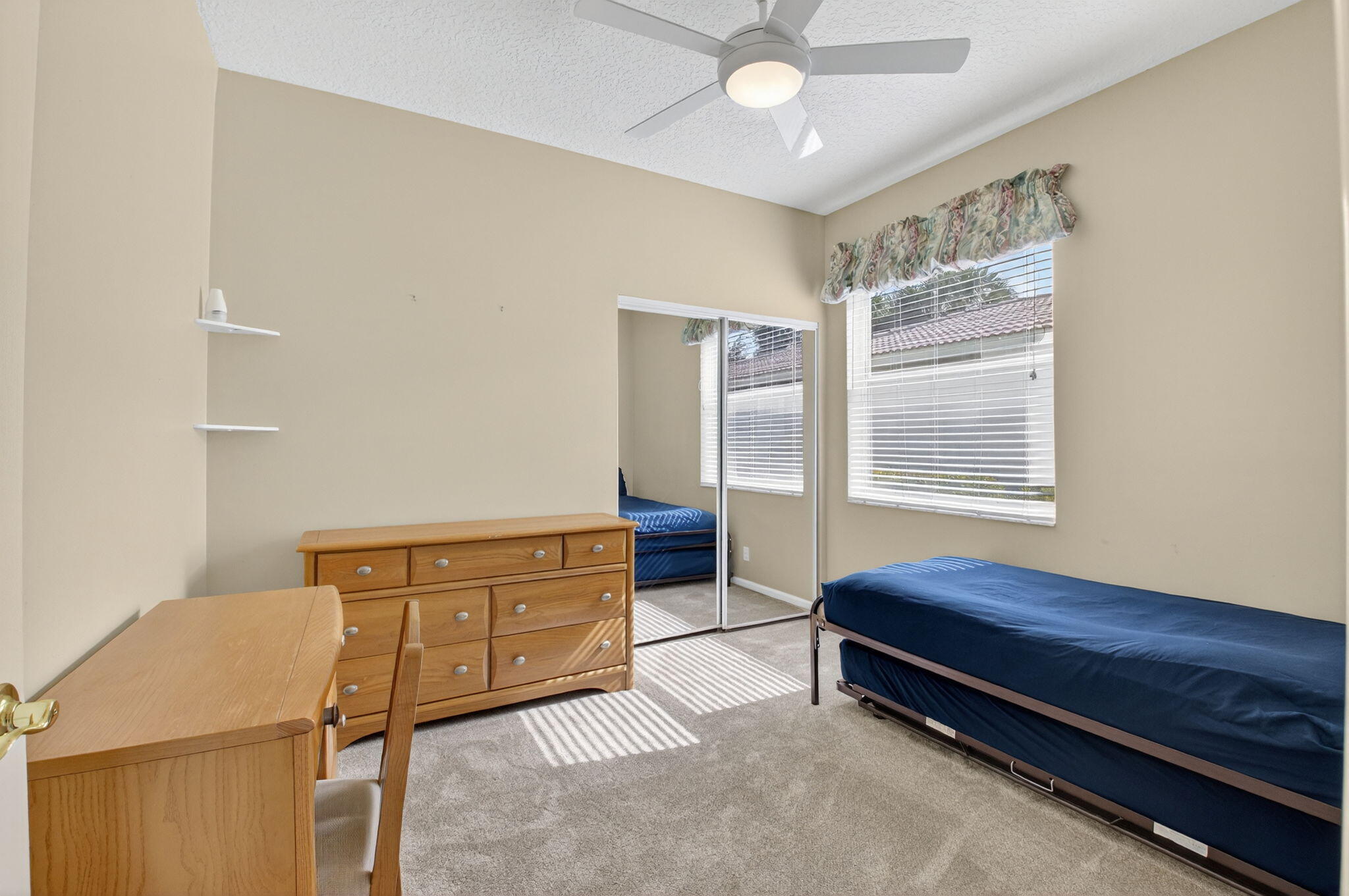 MAJESTIC ISLES 3 - Residential