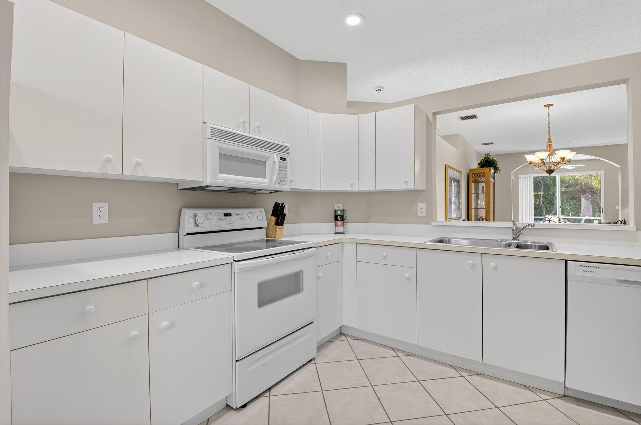 MAJESTIC ISLES 3 - Residential