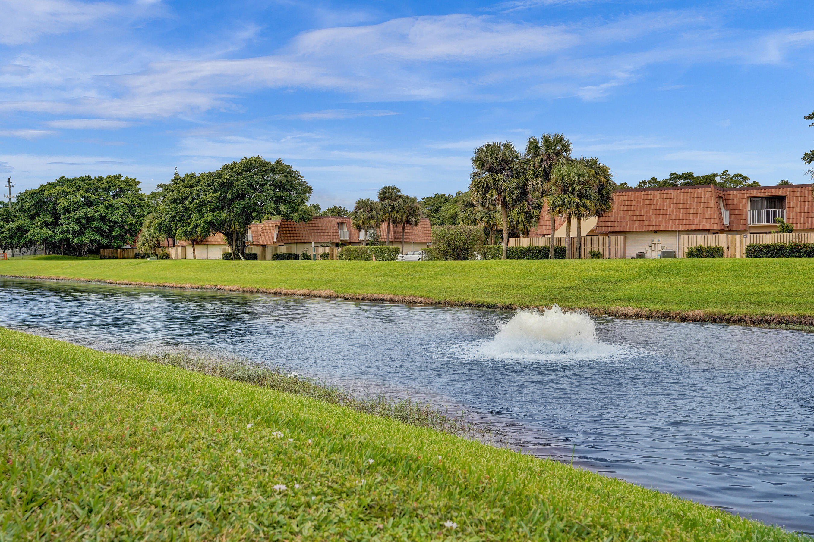 PALM CLUB VILLAGE I - Residential