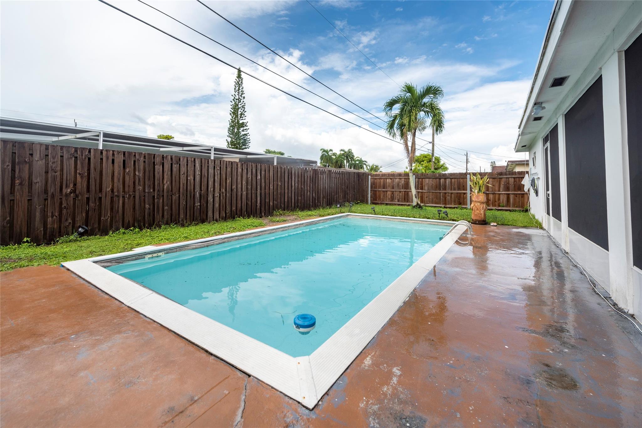 Sunrise Golf Village Sec - Residential