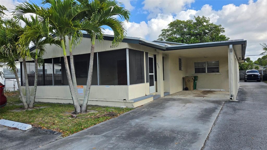 Photo of 6220 SW 41st Court #1, Fort Lauderdale, FL 33314 (MLS # F10503023)