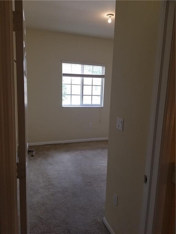 Strok 2 147-22 B - Residential Lease