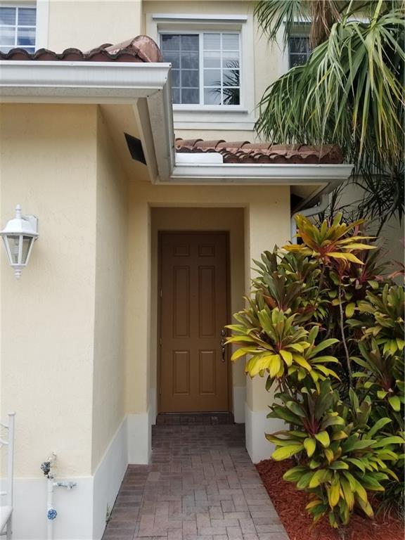 Strok 2 147-22 B - Residential Lease