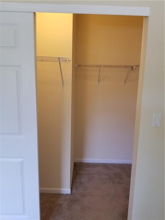 Strok 2 147-22 B - Residential Lease