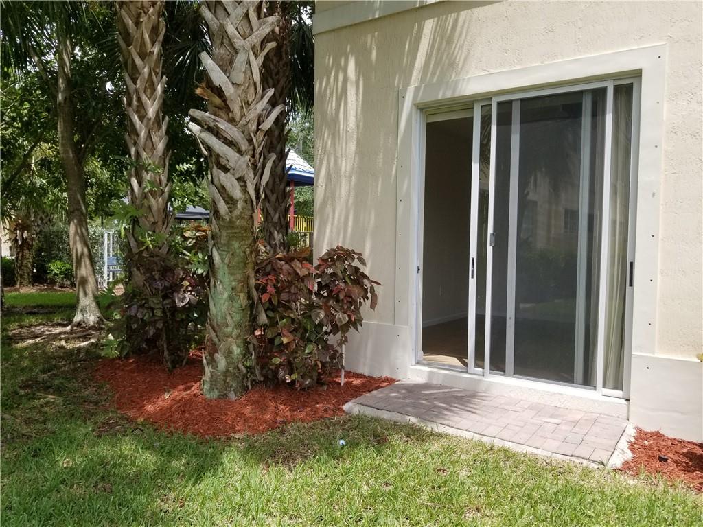 Strok 2 147-22 B - Residential Lease