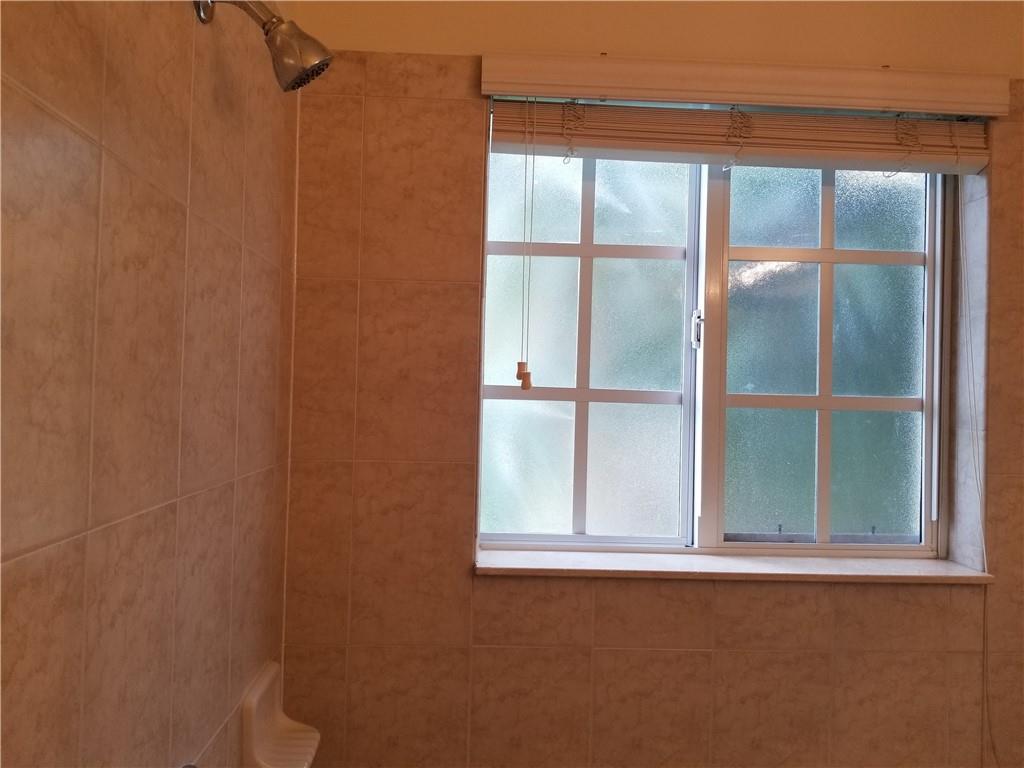 Strok 2 147-22 B - Residential Lease