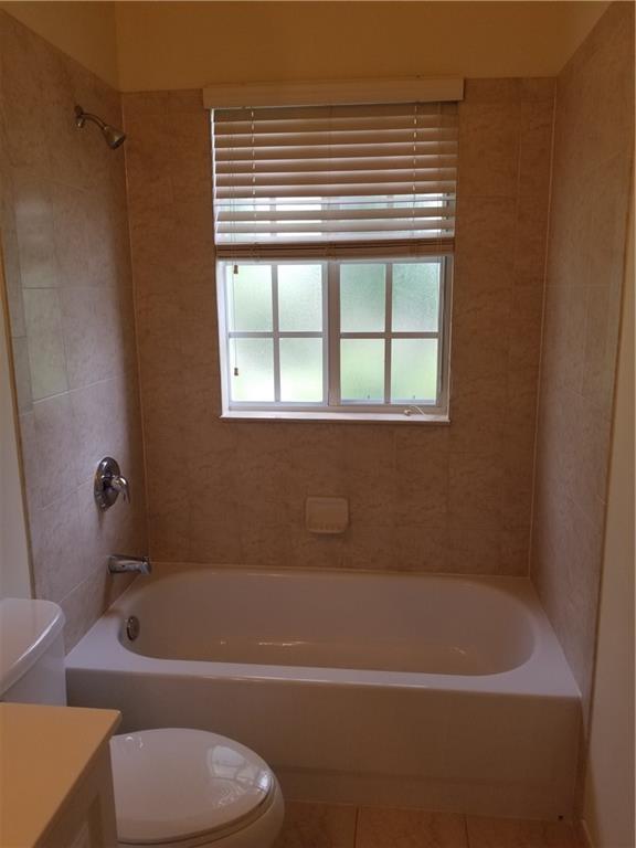 Strok 2 147-22 B - Residential Lease