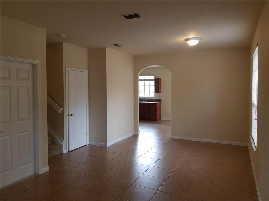 Strok 2 147-22 B - Residential Lease