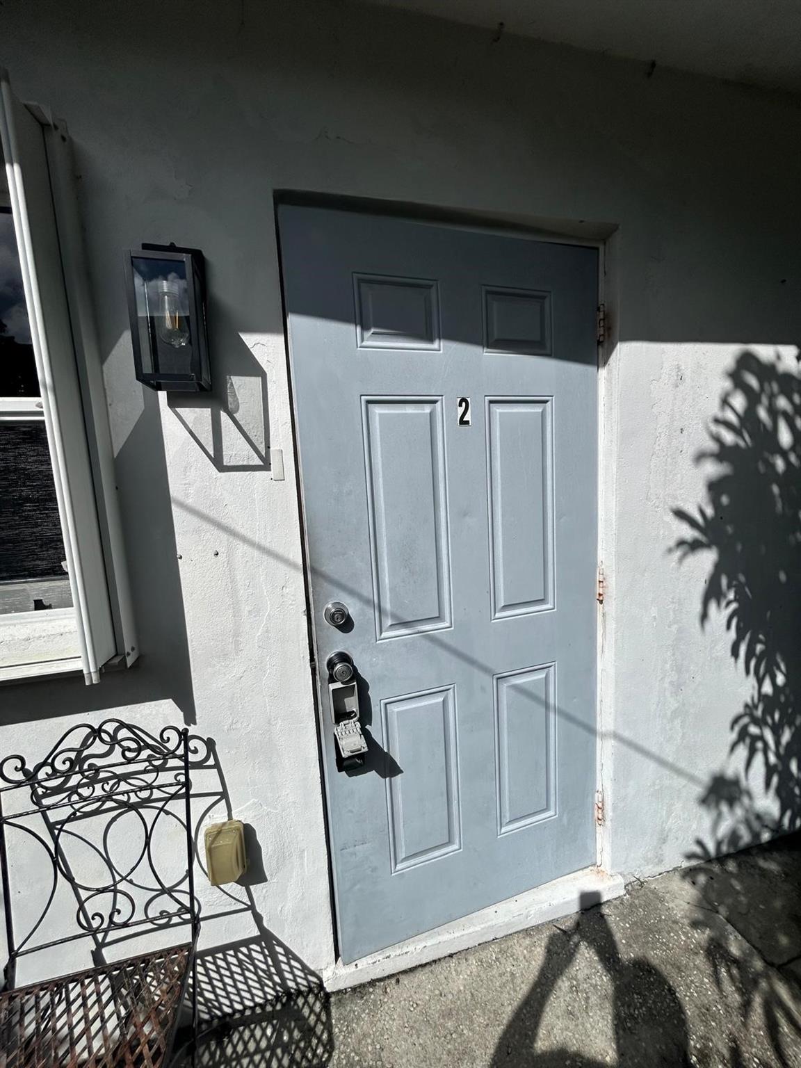 NORTH HOLLYWOOD - Residential Lease