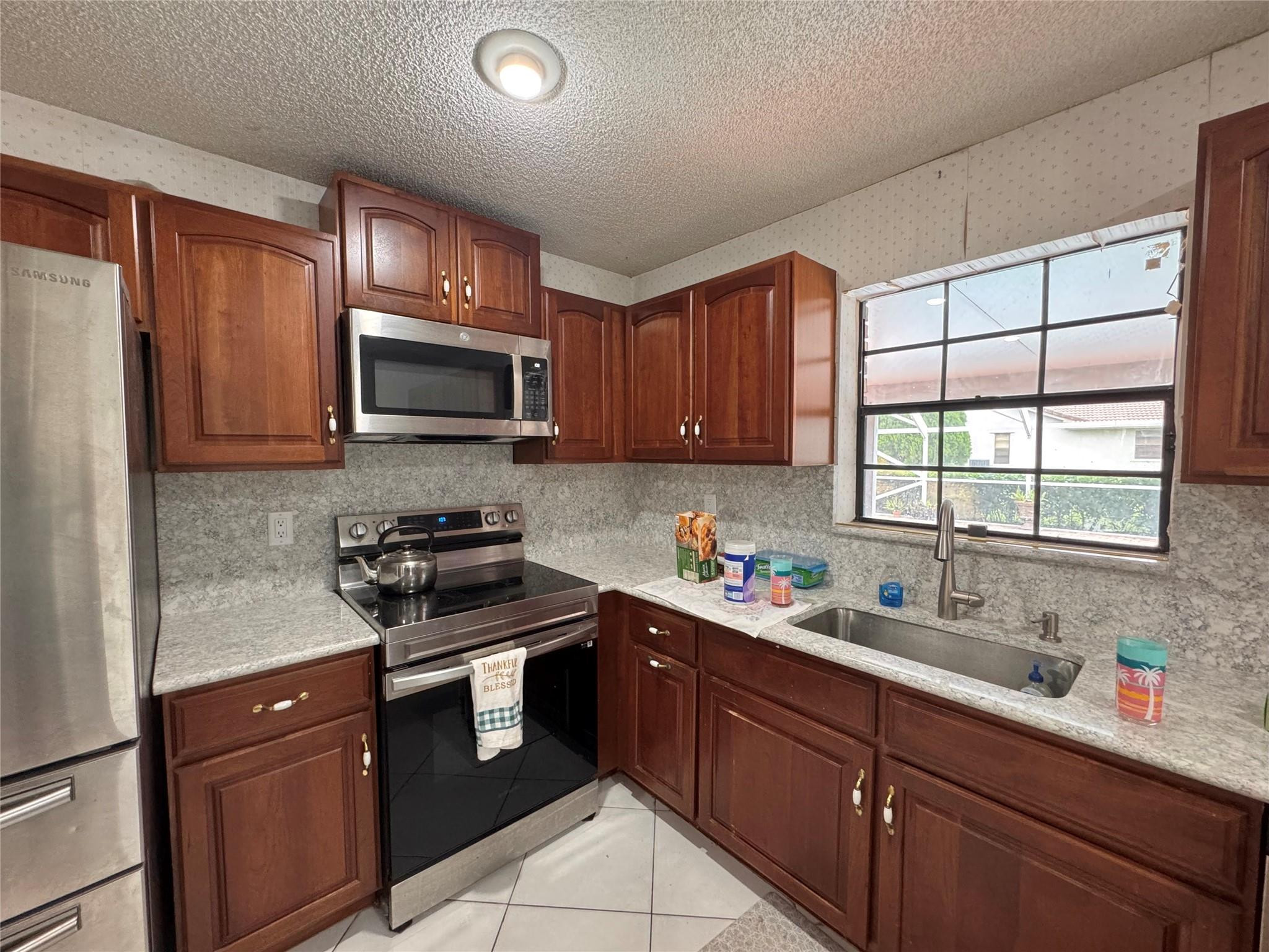 Cypress Glen - Residential