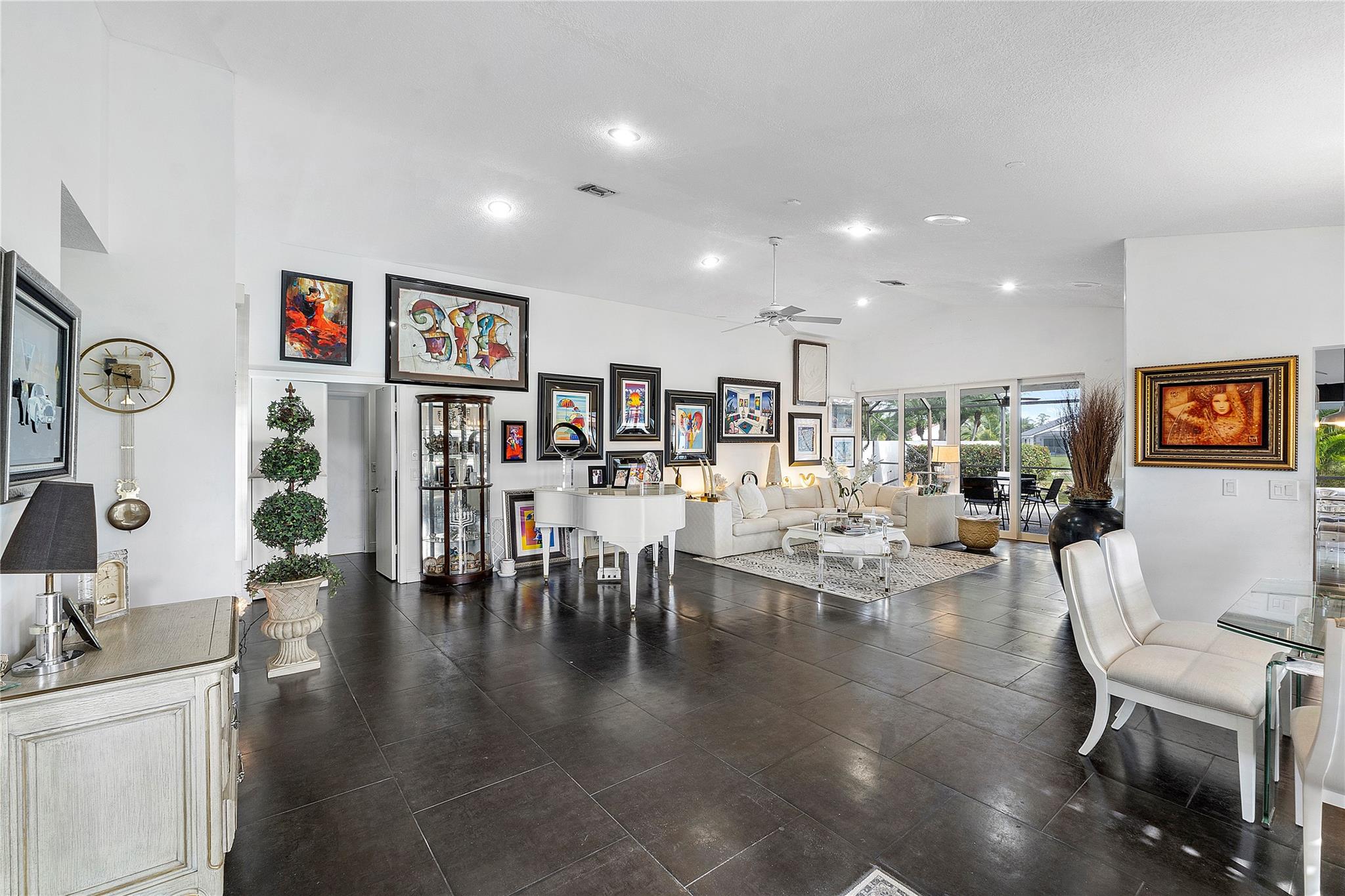 11134 Highland Cir
