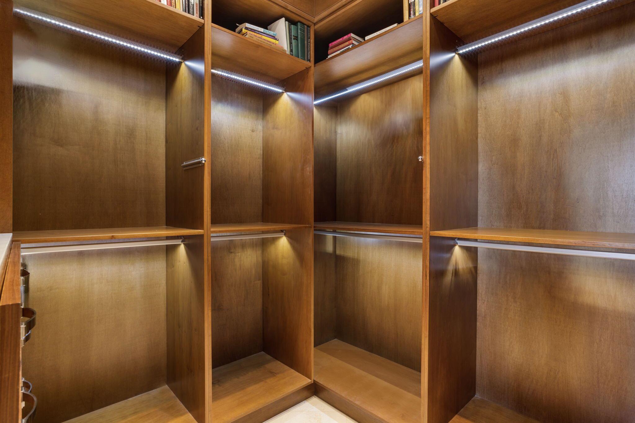 LHERMITAGE I CONDOMINIUM - Residential