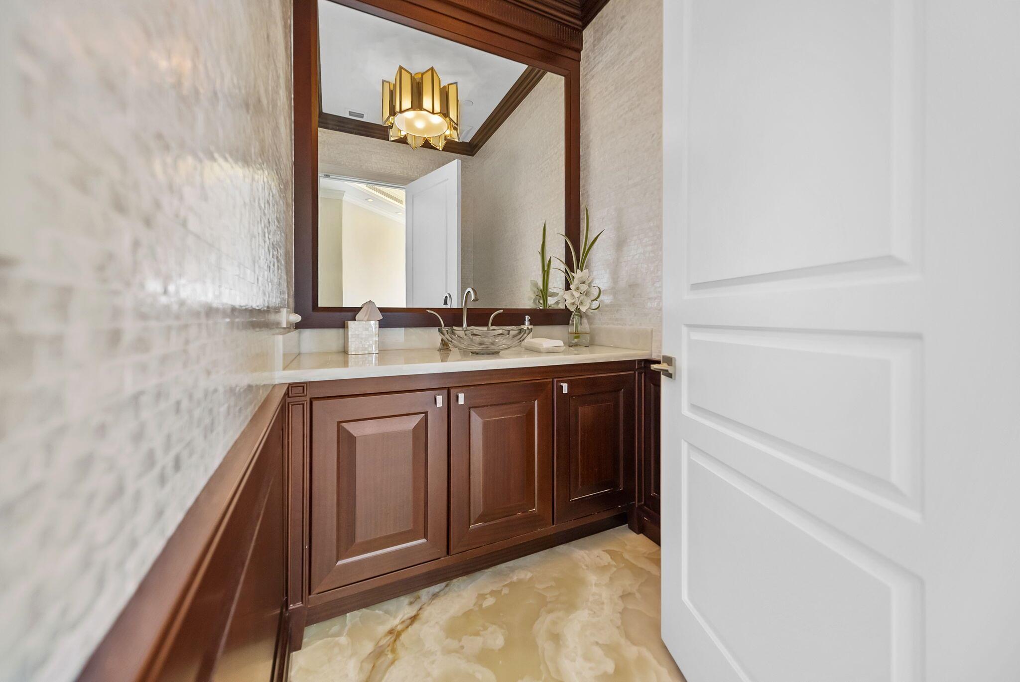 LHERMITAGE I CONDOMINIUM - Residential