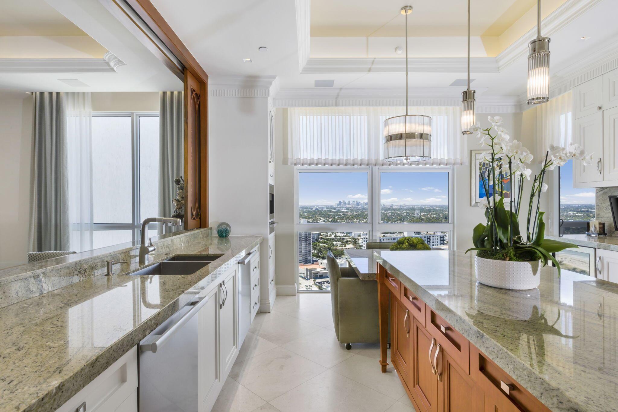 LHERMITAGE I CONDOMINIUM - Residential