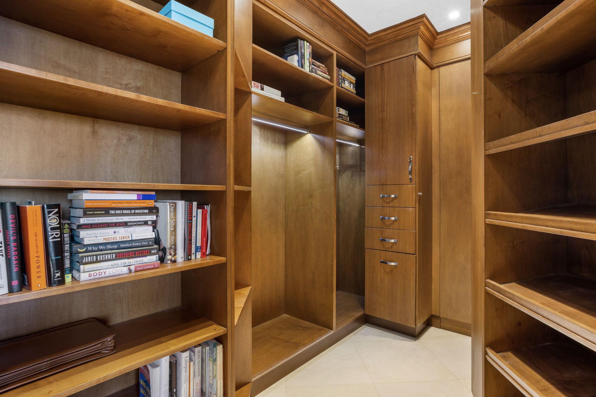 LHERMITAGE I CONDOMINIUM - Residential