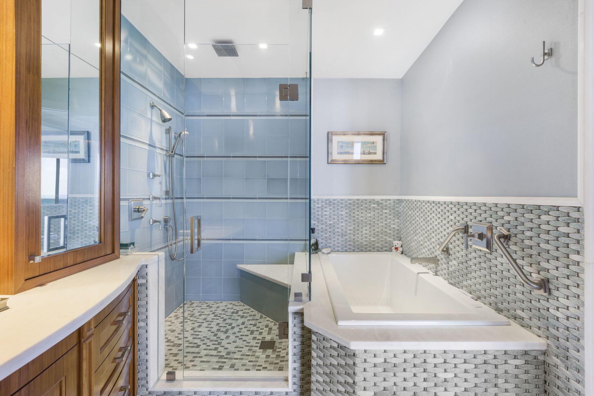 LHERMITAGE I CONDOMINIUM - Residential