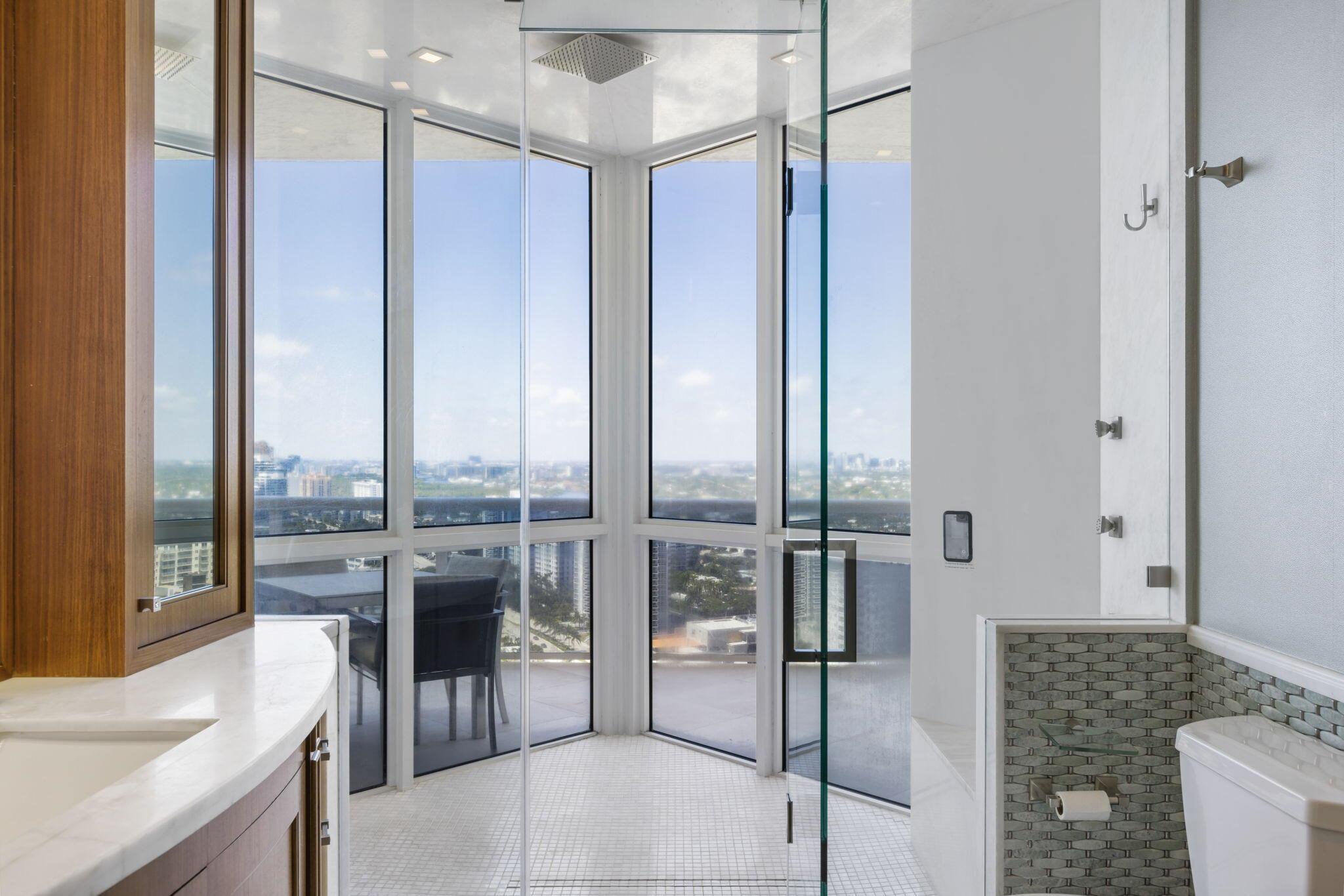 LHERMITAGE I CONDOMINIUM - Residential