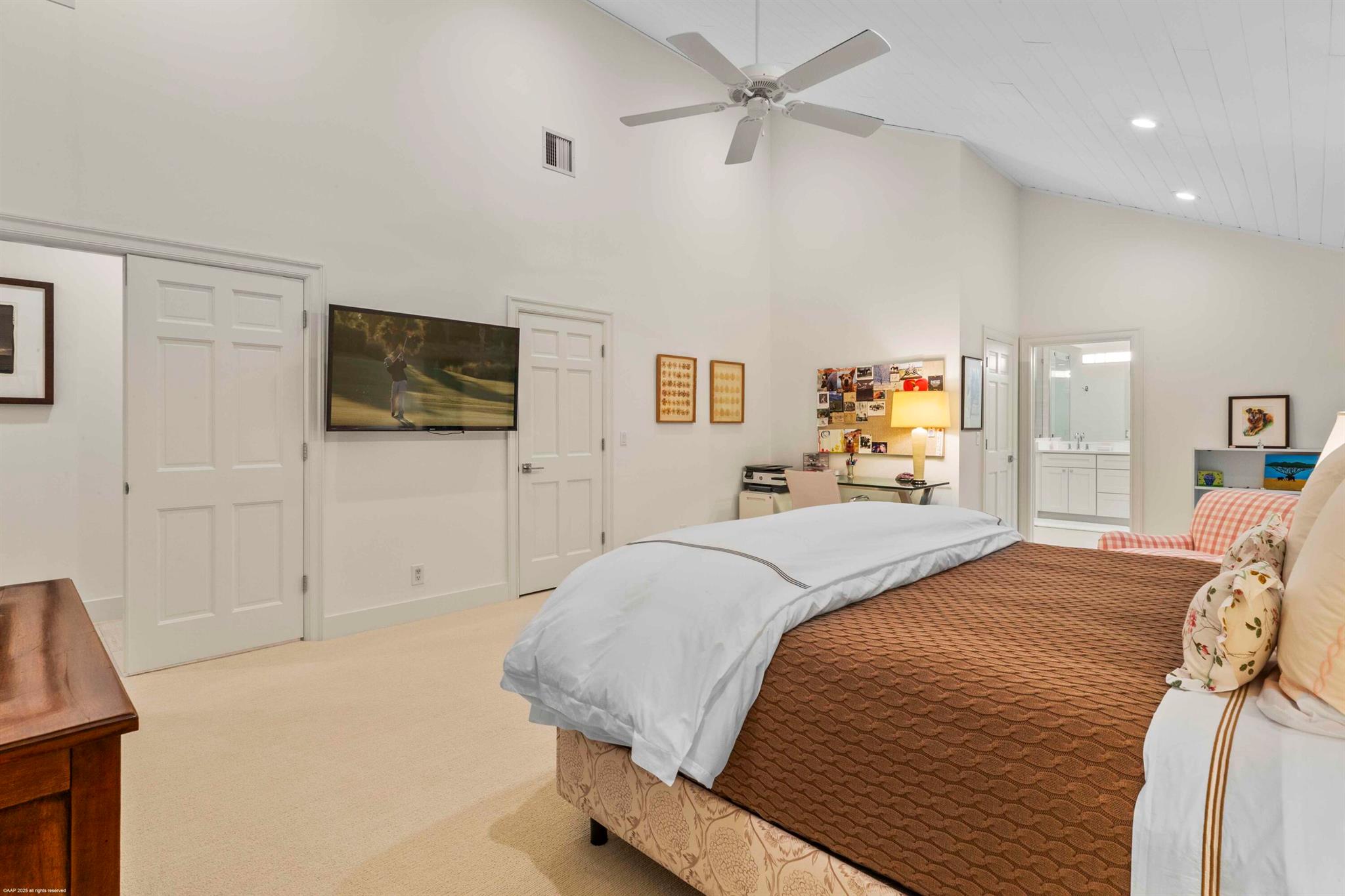 WINDSOR WAY 1 - Residential