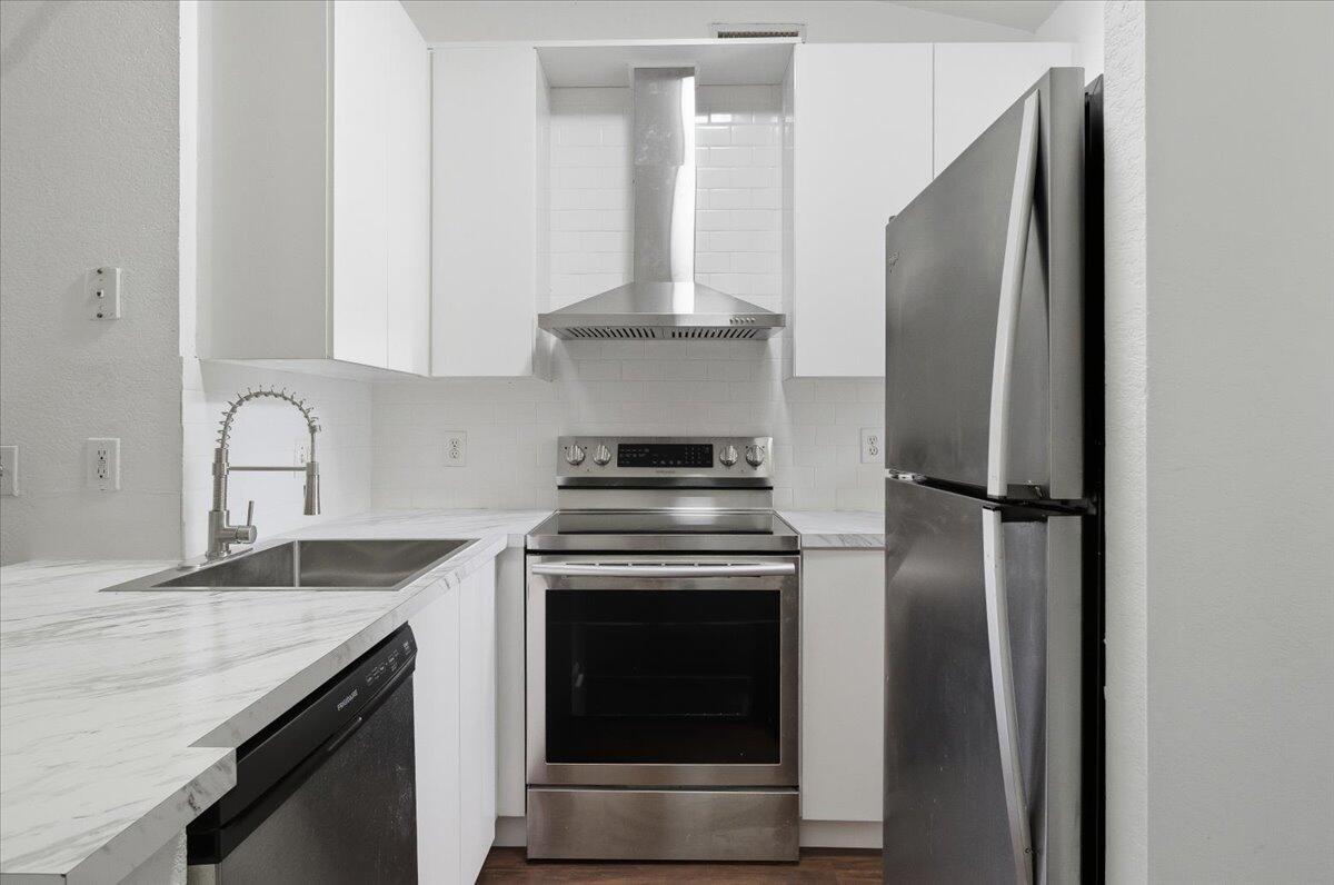 n/a - Residential Lease
