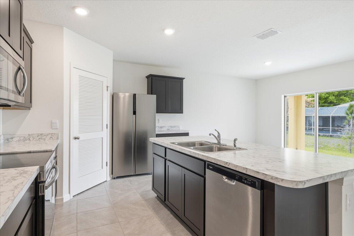 SEBASTIAN HIGHLANDS UNIT 5 - Residential