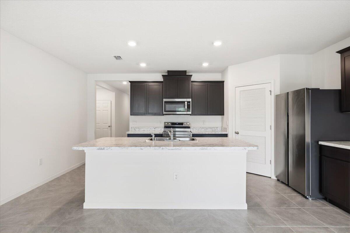 SEBASTIAN HIGHLANDS UNIT 5 - Residential