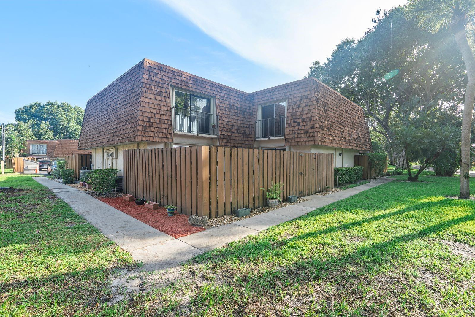 PINE ISLAND RIDGE - Residential